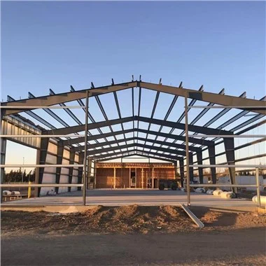 Casa de dos plantas con estructura de acero